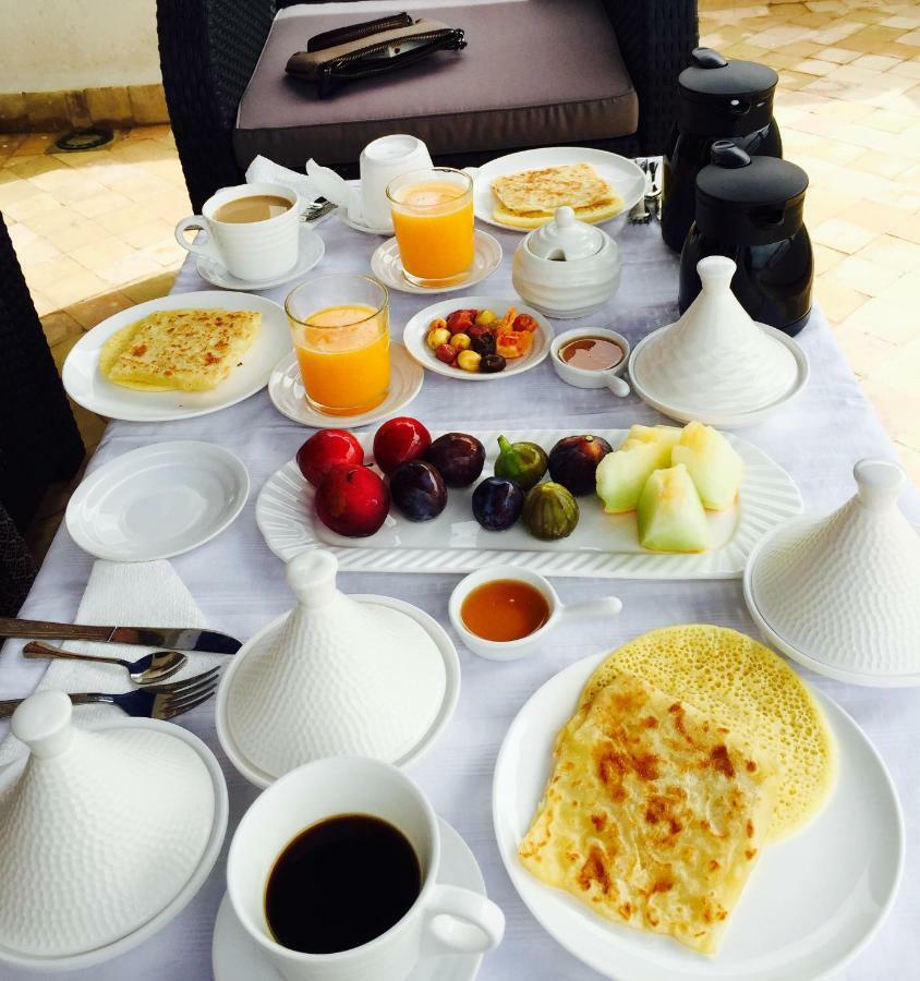 Dar Fama Bed and Breakfast Tétouan Buitenkant foto