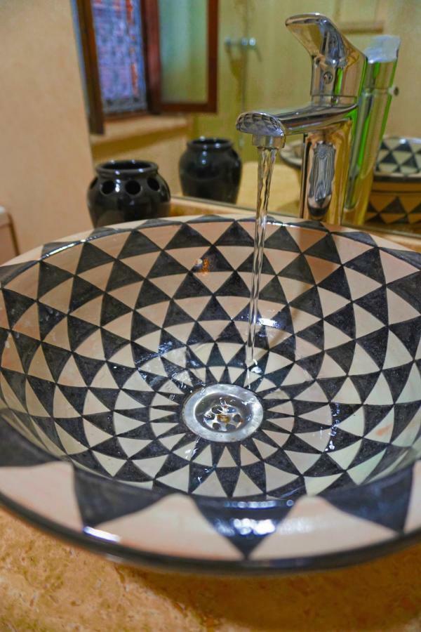 Dar Fama Bed and Breakfast Tétouan Buitenkant foto